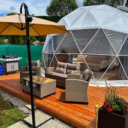 Hideaway Glamping *