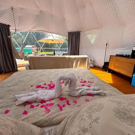 Hideaway Glamping 반스카비스트리카