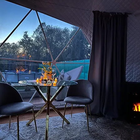 Hideaway Glamping